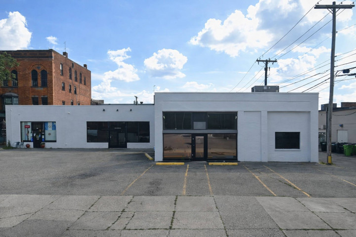 commercial property photo