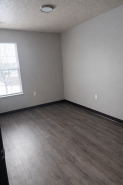 Property photo thumbnail 3
