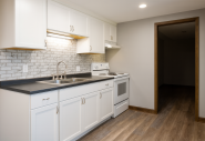 Property photo thumbnail 6