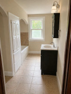 Property photo thumbnail 3